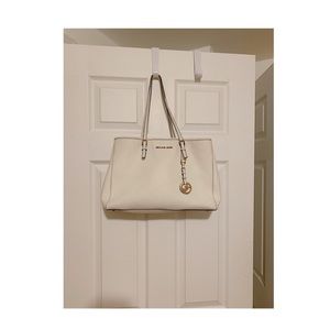 Michael Kors Hand Bag